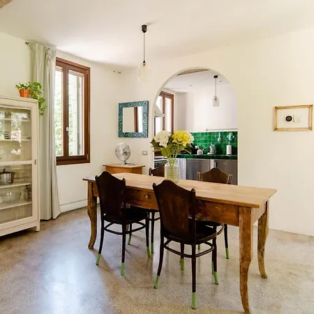 Melusina Homes Historical Center Apartamento Veneza