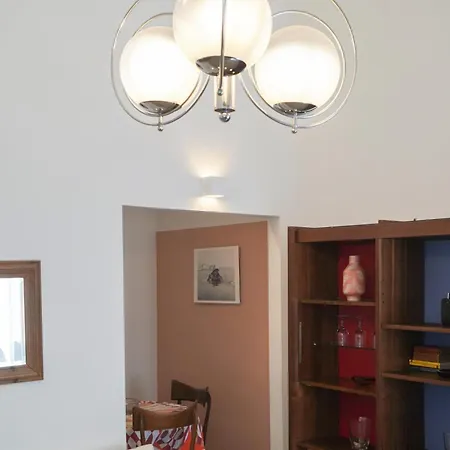Melusina Homes Historical Center * Veneza