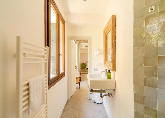 Melusina Homes Historical Center 베니스