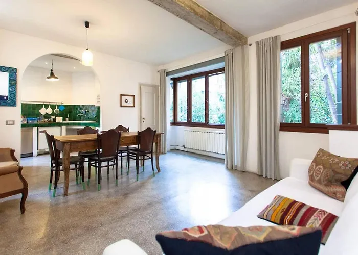 Melusina Homes Historical Center 베니스