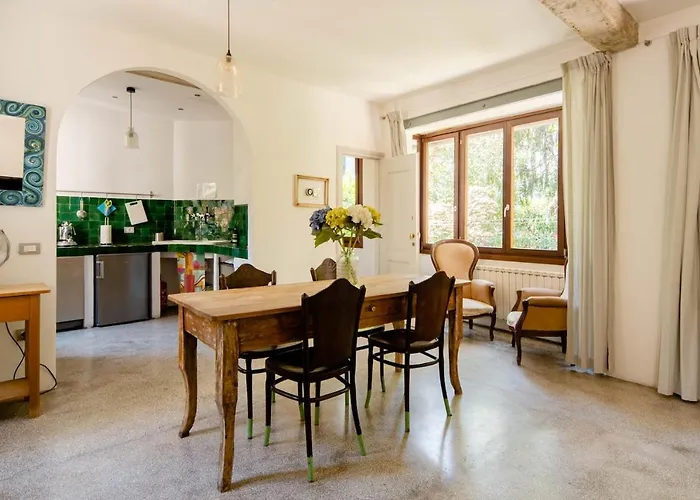 아파트 Melusina Homes Historical Center