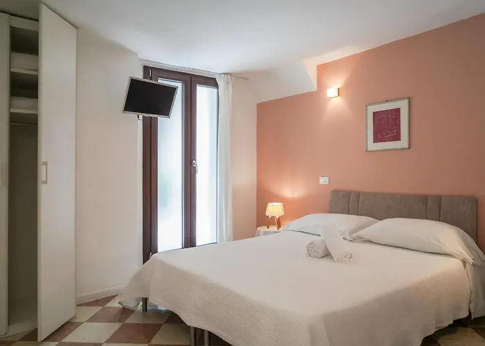 Melusina Homes Historical Center