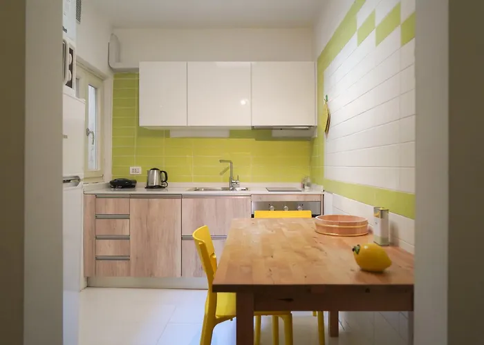 아파트 Melusina Homes Historical Center *